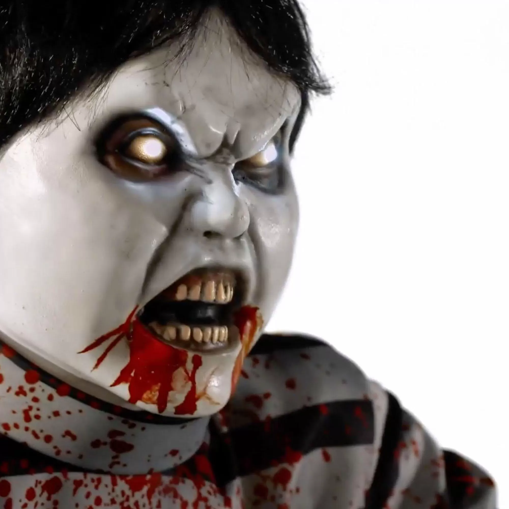 Party City Animatronics | Animatronic Light-Up Crouching Zombie Child, 2.3Ft X 3Ft - Halloween Decoration