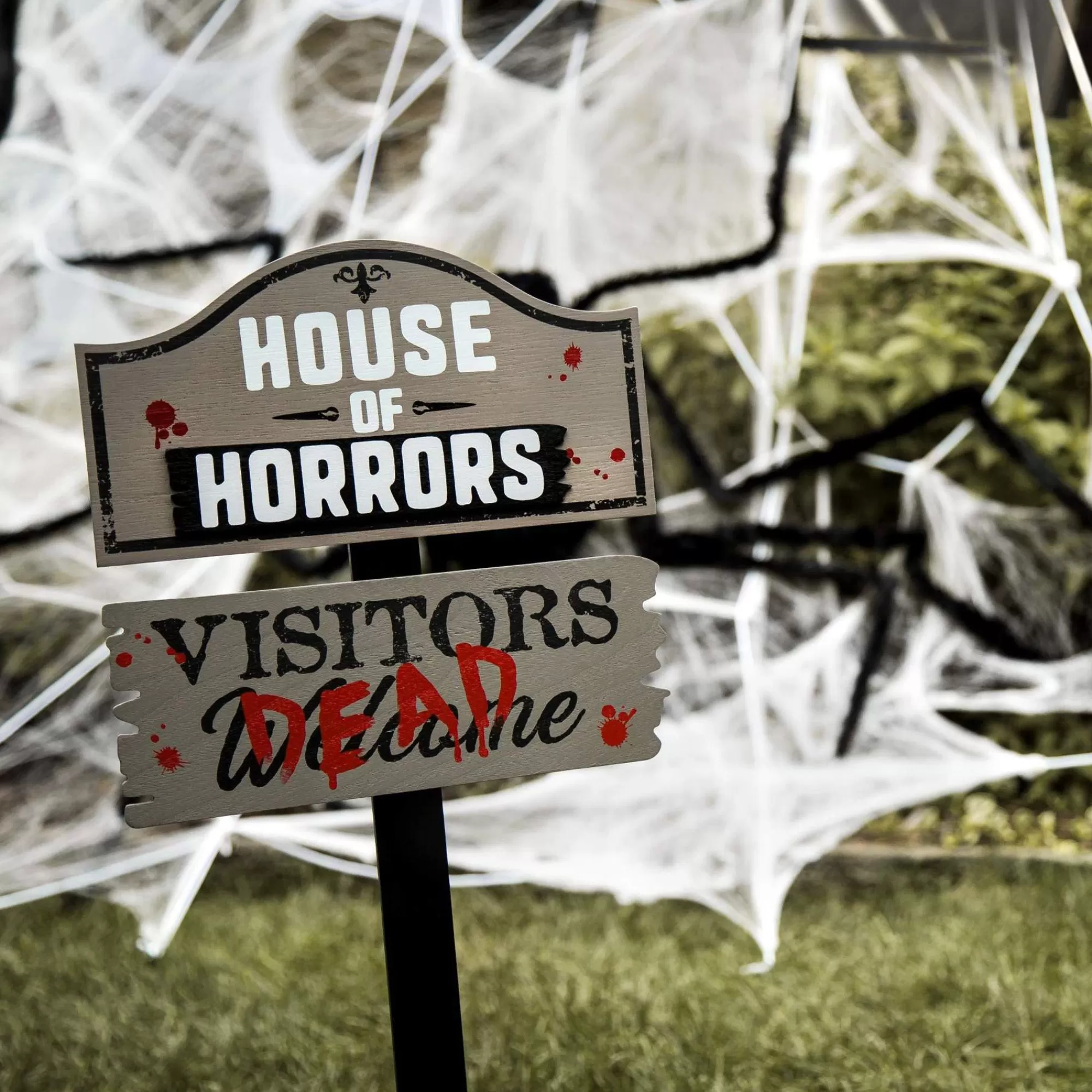 Party City Yard Stakes & Signs | House Of Horrors Yard Stake